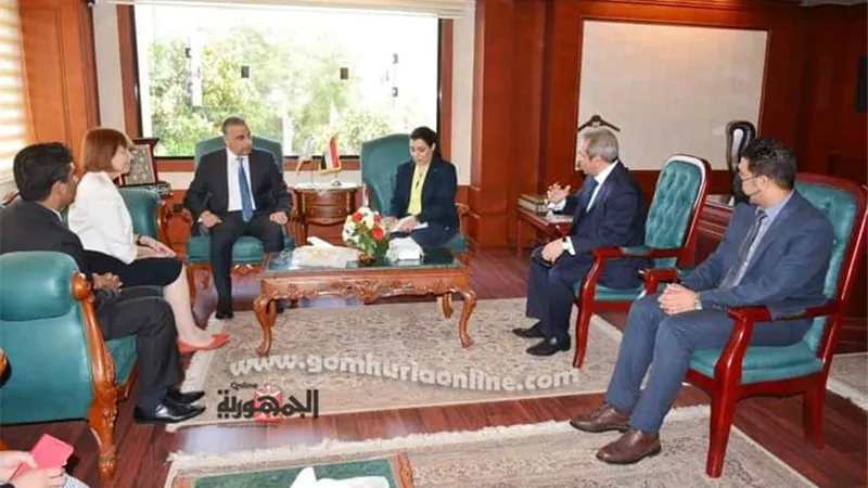 محافظ سوهاج يستقبل مدير المركز الثقافي البريطاني..صور