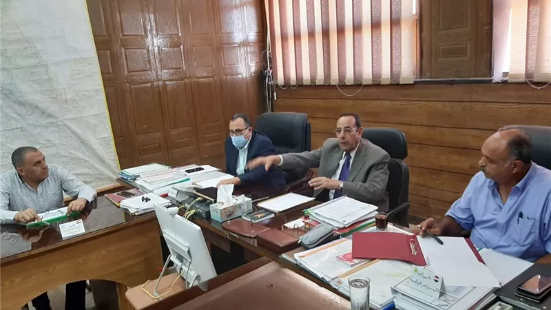 شوشه يبحث آلية تشغيل سوق الجملة بالعريش لخدمة التجار والمستهلكين
