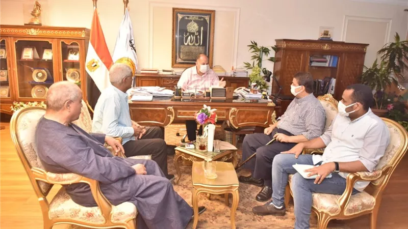 محافظ أسيوط يعلن وضع حلول عاجلة لتذليل العقبات لاستكمال أعمال إحلال وتجديد مركز شباب منفلوط