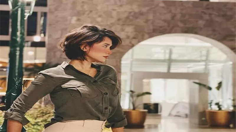 بإطلالة كلاسيكة .. راندا عبدالسلام تبهر متابعيها ..صور