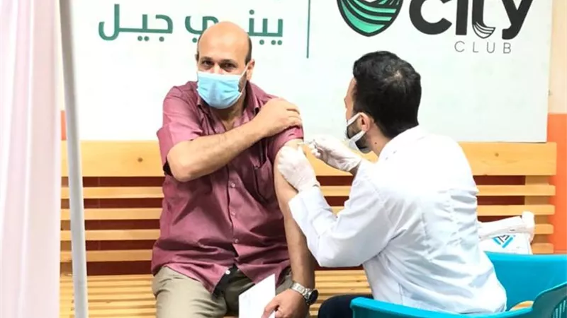 أندية سيتى كلوب تنظم حملات تطعيم للأعضاء ضد فيروس كورونا 