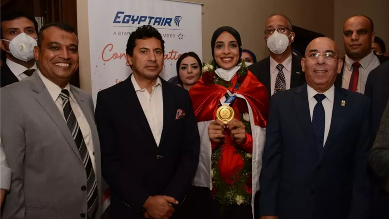 إستقبال حافل لوصول اللاعبة فريال أشرف إلى مصر عقب مشاركتها المتألقة فى دورة الألعاب الأوليمبية 