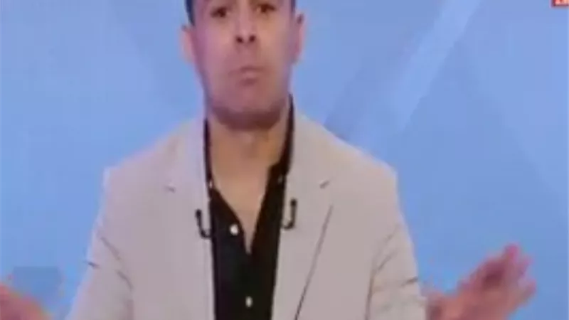 خالد الغندور عن هشام حطب : ليس لديه انجاز سوى تويتة من الاتحاد الدولي