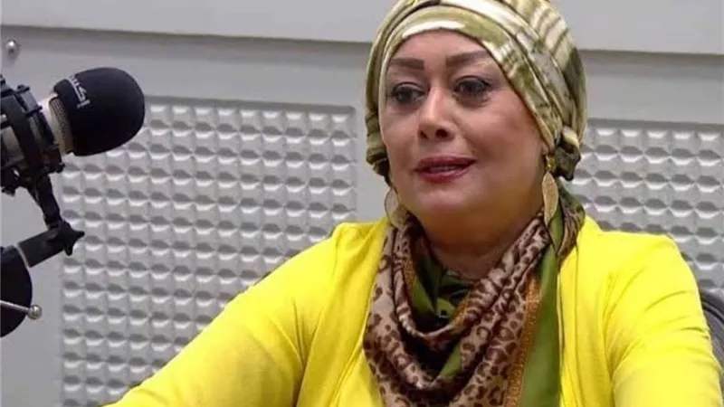 هالة فاخر : العمل مع يحيي الفخراني إضافة لأى فنان وافتقد سمير غانم