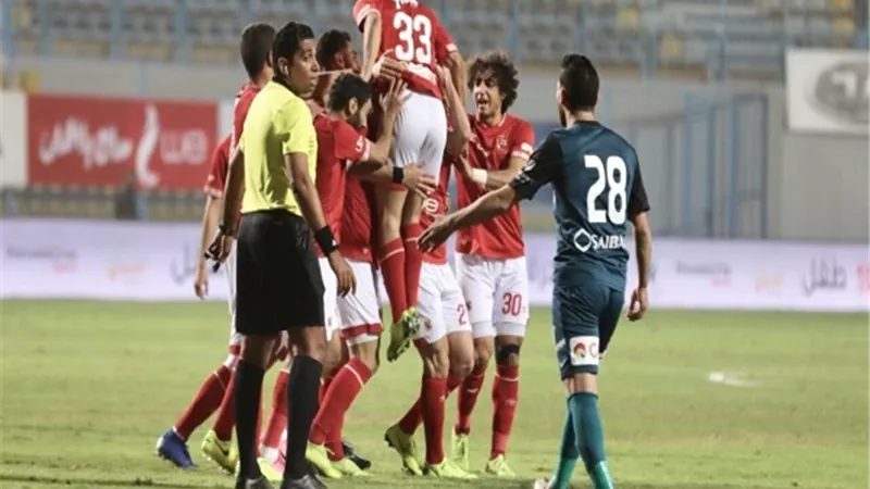 الاهلى فى عرض انبى الليلة بالدورى