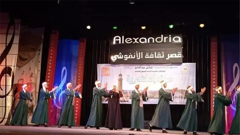 الفنون الشعبيه تتألق علي مسرح قصر ثقافة الانفوشي بالاسكندرية