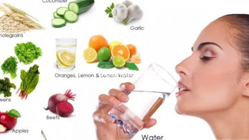 9 طرق طبيعية تطرد السموم من جسمك