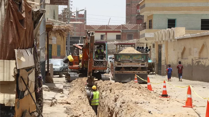 مياه أسيوط تتابع معدلات التنفيذ ومهمات السلامة والاجراءات الاحترازية