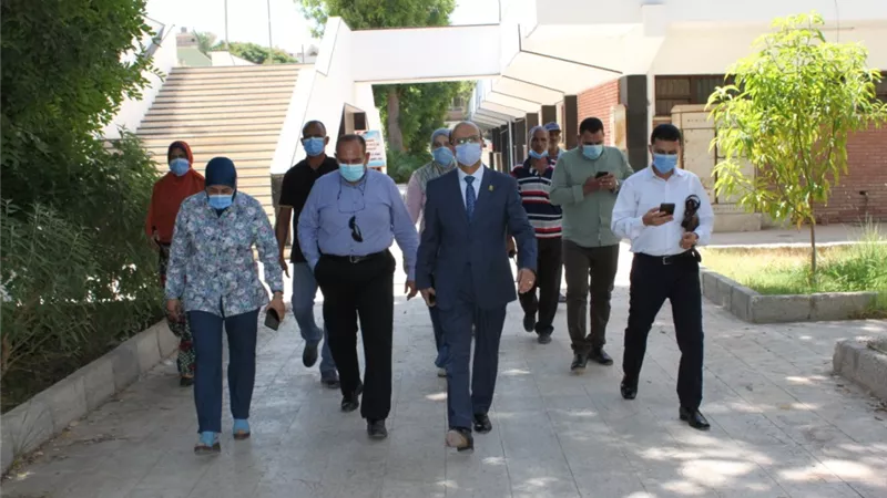 جامعة أسيوط: انطلاق امتحانات الدراسات العليا بمعهد بحوث ودراسات البيولوجيا الجزيئية