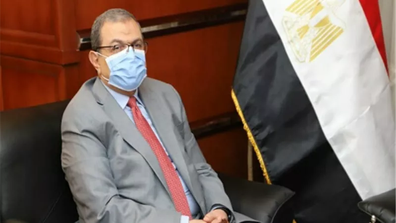الإمارات تعلن إجراءات اعتماد شهادة التطعيم الصادرة من الخارج للزوار القادمين