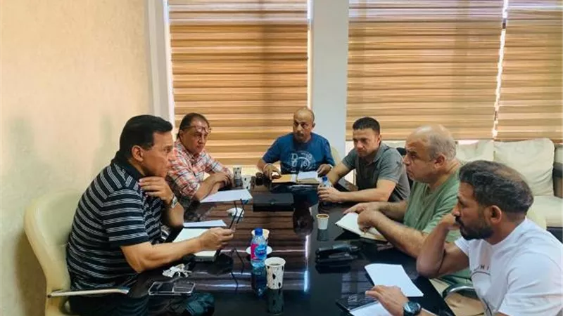 على رأسهم صلاح .. البدرى يعلن اسماء المحترفين المنضمين لمعسكر مباراتى انجولا والجابون
