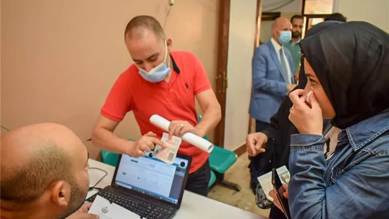 متابعة مستمرة لوكيل وزارة الصحة بالشرقية علي مدار الساعة لمركز تطعيم المواطنين المسافرين للخارج