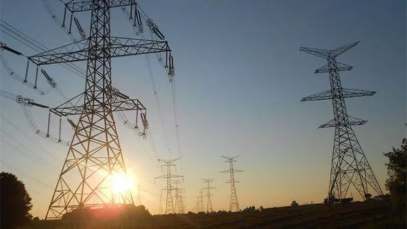 العراق: استهداف برجين لنقل الطاقة الكهربائية في كركوك
