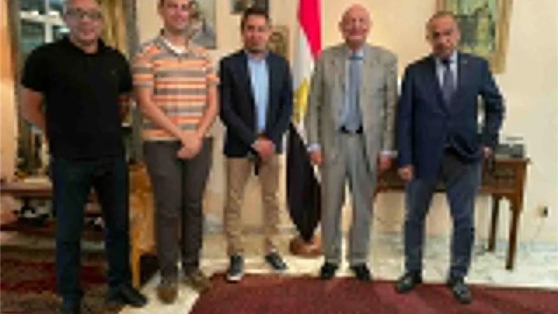 بركات يشكر سفير مصر في الكاميرون