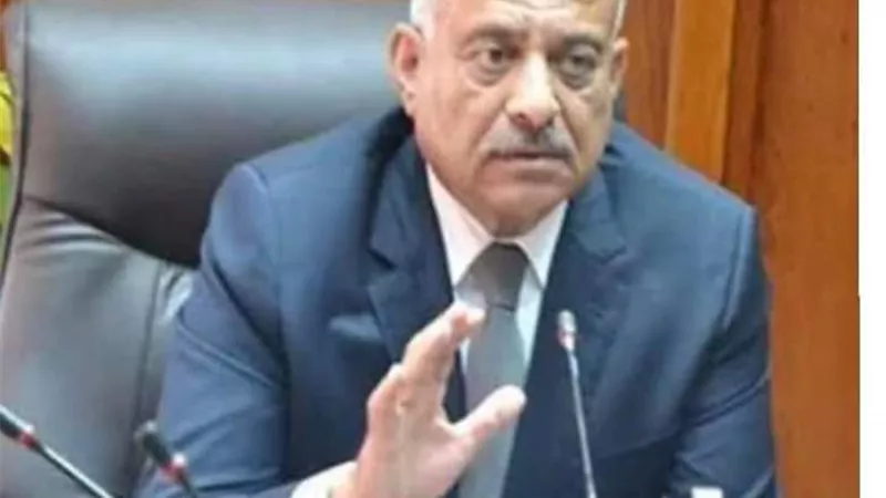 الفولى يهنئ محافظ السويس بحصول السويس على المركز الرابع فى الثانوية العامة