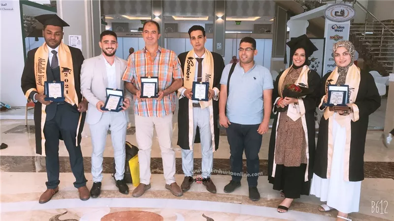 تكنولوجيا وتنمية الزقازيق تكرم أوائل الشعبة الزراعية صور