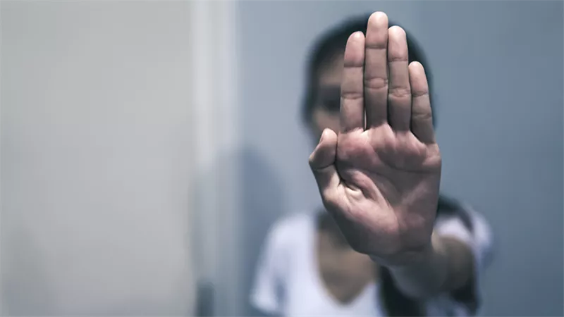 تفاصيل تعديلات قانون التحرش.. 7 سنوات للاستغلال الوظيفي.. و4 للرسائل الإباحية.. فيديو