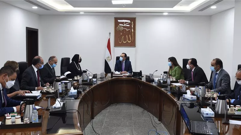 مدبولى يناقش إجراءات التوسع في إقامة المزيد من المعارض التجارية المصرية في القارة الافريقية