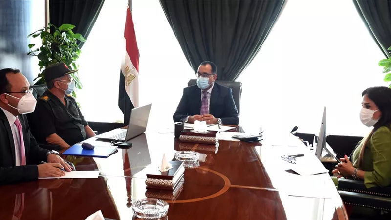 رئيس الوزراء يتابع الموقف التنفيذي لعدد من المشروعات بالإسكندرية والبحيرة ومطروح