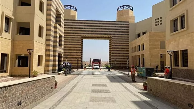 90% القبول بالطب بجامعة الملك سلمان.. و105 آلاف جنيه سنويا