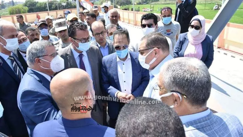 محافظ الشرقية يفتتح مشروع إنشاء المحطة الوسيطة لتجميع ونقل المخلفات بمركز الإبراهيمية