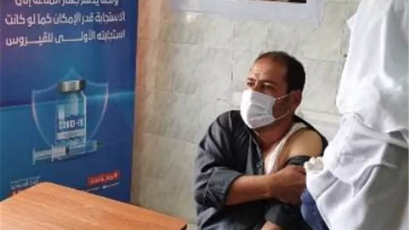 تطعيم العاملين بالمنشآت الصناعية وجامعة الزقازيق بلقاح كورونا بالشرقية