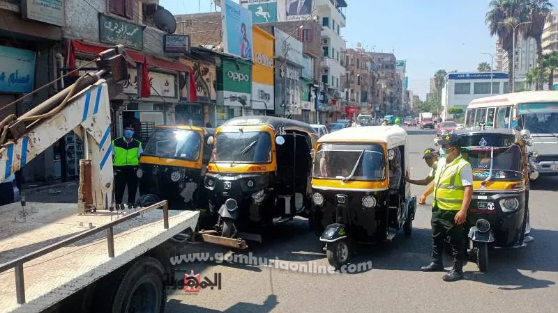 ضبط 64 توك توك مخالف خلال يومين بمدينة الزقازيق