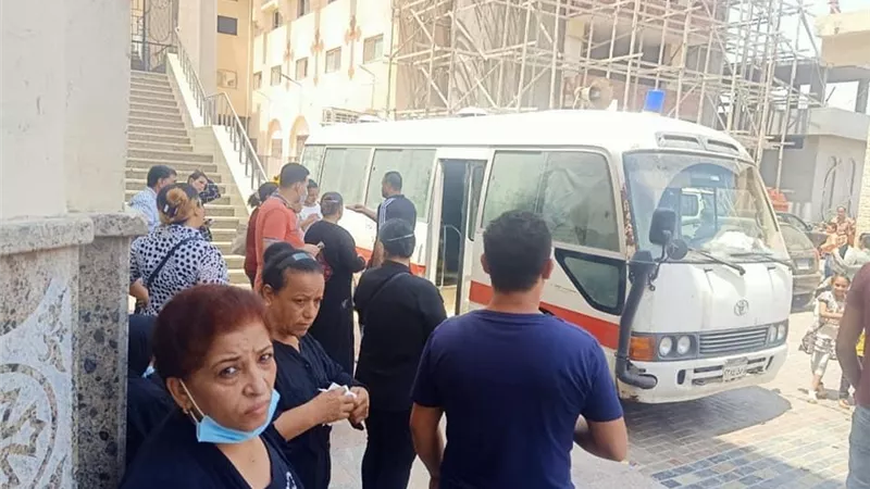 قوافل متنقلة لتطعيم المواطنين واعضاء النقابات واسرهم بالاسماعيلية