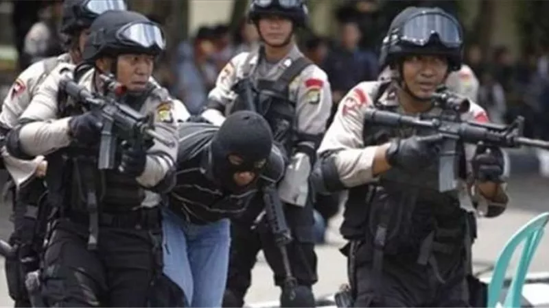 إندونيسيا تعتقل 53 شخصا للاشتباه في تخطيطهم لهجوم في عيد الاستقلال