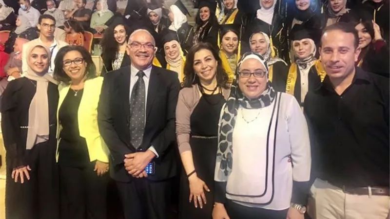 جامعة بدر تحتفل بتخريج دفعة جديدة من كلية اللغات والترجمة وتوفر 50 فرصة عمل.. بالصور
