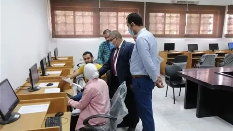 مكتب تنسيق جامعة القناة استقبل طلاب المرحلة الأولى من الثانوية العامة ..صور