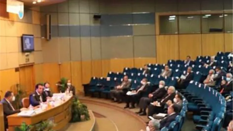 بيومى يشارك باجتماع المجلس الأعلى للجامعات .. ويؤكد جاهزون لتطعيم عناصر منظومة الجامعة ضد كورونا تنفيذاً لمبادرة الرئيس