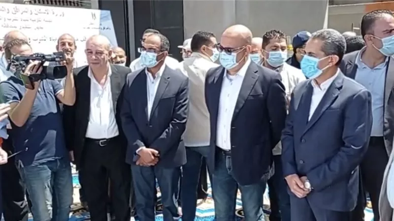 وزير الإسكان ومحافظ الغربية يتابعان تنفيذ المبادرة الرئاسية حياة كريمة بزفتي
