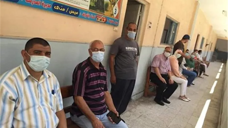 تطعيم العاملين بتعليم الإسكندرية ضد كورونا