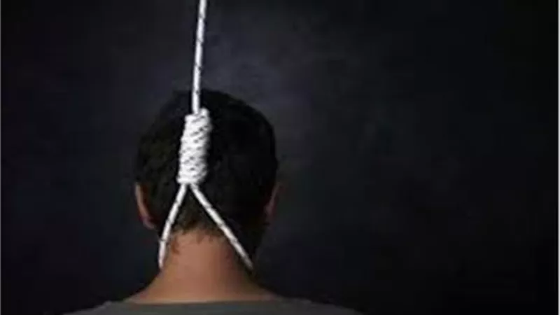 مريض نفسى ينهى حياته شنقا بالشرقية