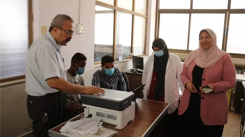 بدء تطعيم العاملين في ديوان عام محافظة شمال سيناء ضد كورونا