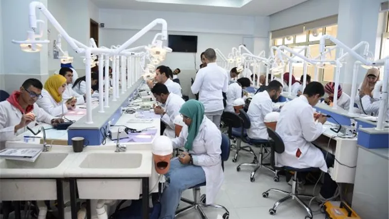 تعرف على برامج كليات الجامعة المصرية الروسية والشهادات المزدوجة من الجامعات العالمية.. بالصور