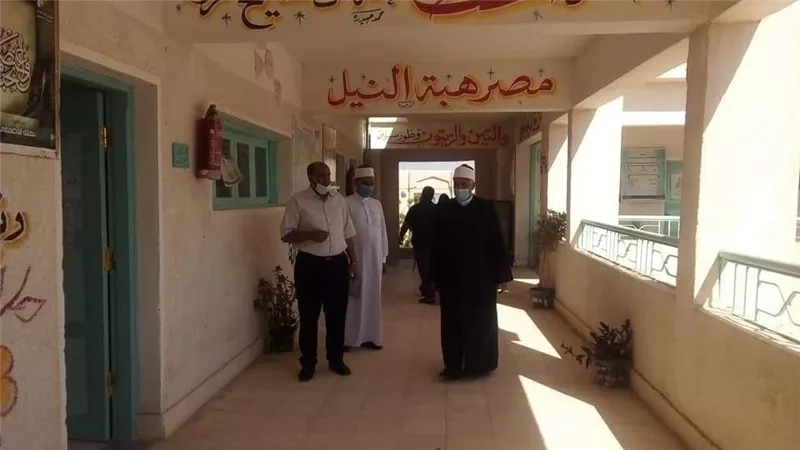 خضر يتفقد لجان امتحانات شهادة القراءات اليوم بجنوب سيناء