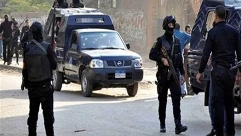 القبض على المتهم بالتعدى على مسن ونجلته بعين شمس