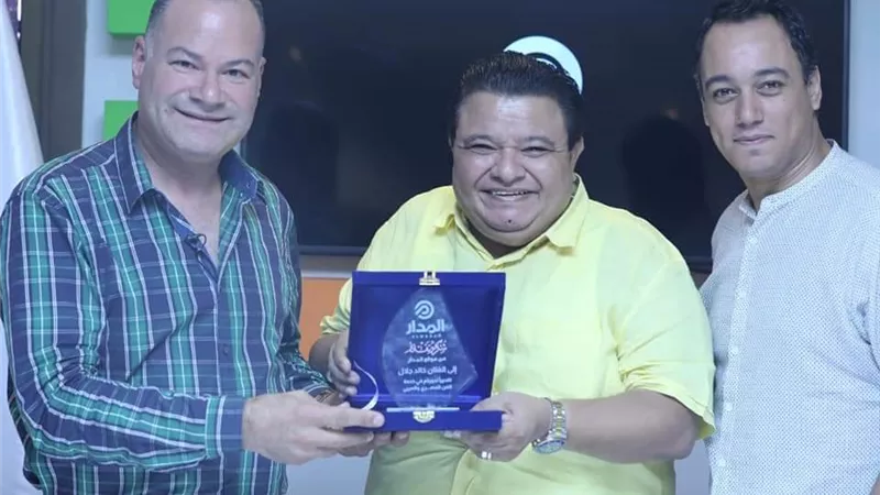 حسن عبدالله ينشر صوراً تجمعه بـ الديهي وخالد جلال