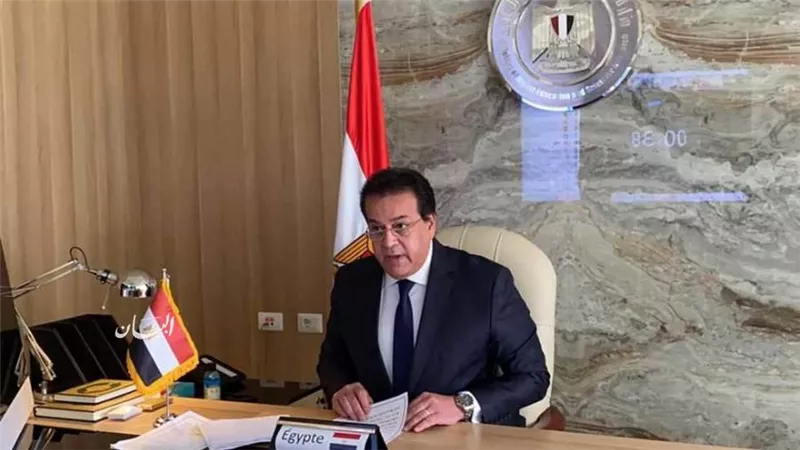 وزير التعليم العالي يعتمد نتيجة الإعلان الموحد عن خطة البعثات للعام الرابع 2020/2021