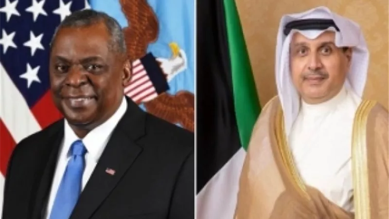وزيرا الدفاع الكويتي والأمريكي يبحثان المستجدات الإقليمية والدولية