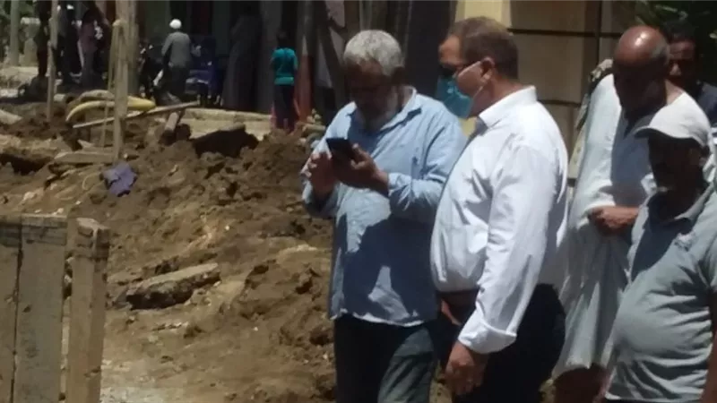 الهوارى يتفقد العمل فى عدد من المشروعات التنموية بالزينية شمال الأقصر