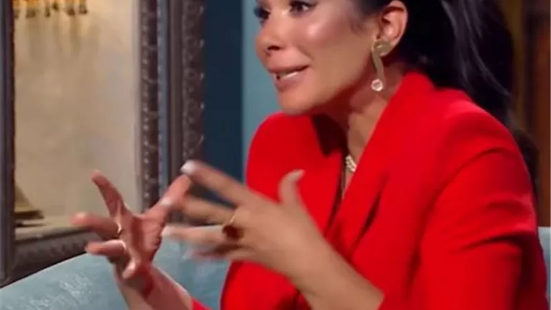 منى زكى تشيد بالمخرج تامر محسن: 