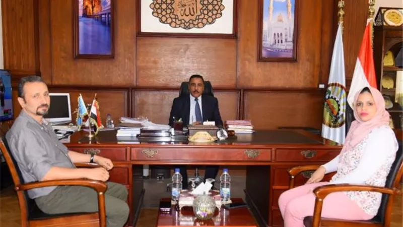 تفعيل مبادرة علاج الأمراض المزمنة والكشف المبكر عن الاعتلال الكلوى فى مطروح.. بالصور