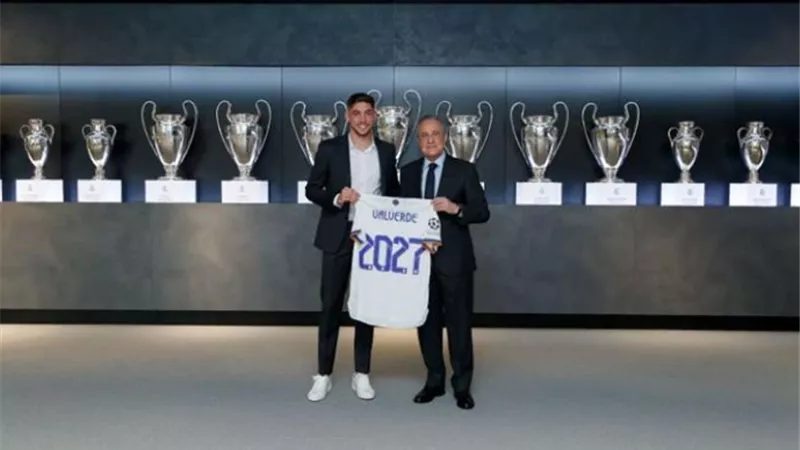 رسمياً.. ريال مدريد يعلن تجديد عقد فالفيردى حتى 2027