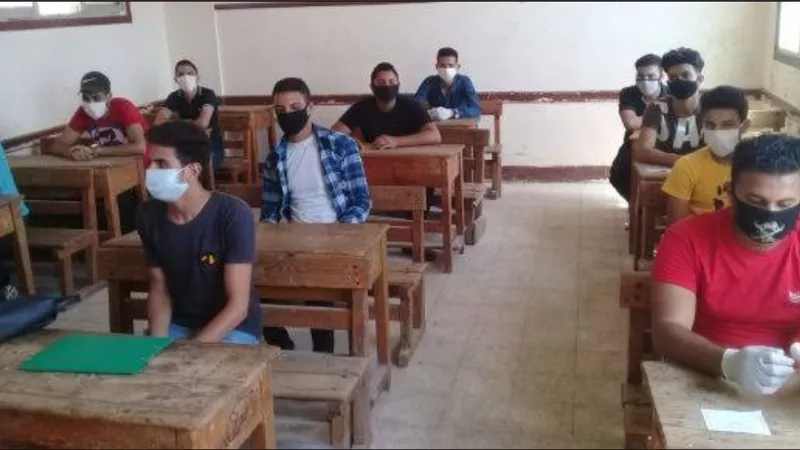 6857 طالب وطالبة بالدبلومات الفنية أدوا اليوم آخر امتحانات الدور الثاني