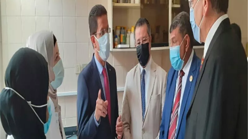 الجيزاوي يتابع خطة جامعة بنها لتطعيم منتسبيها بـ لقاح كورونا