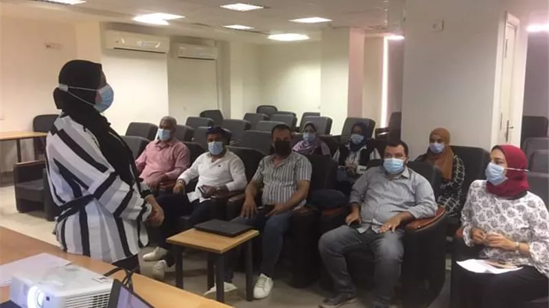 برنامج تكامل و تحسين خدمات الرعاية الصحية الأولية يعقد اجتماعا بالعلمين