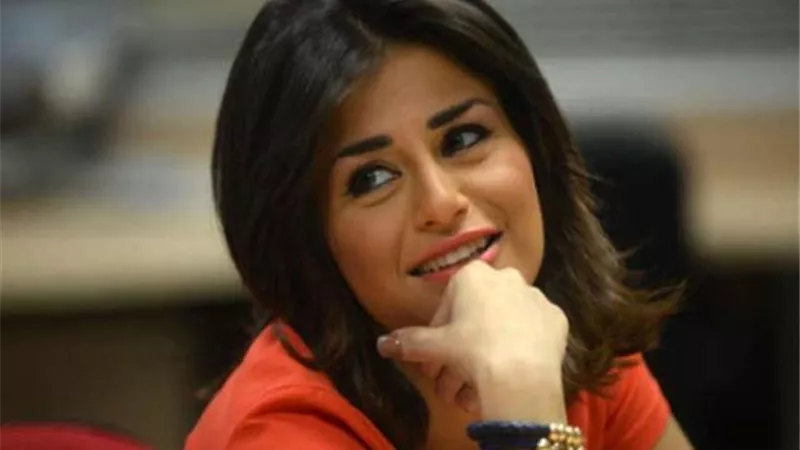 الفنانة منة فضالى تخضع لعملية جراحية فى اليد